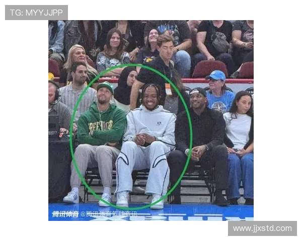 萨格斯直播中坦言与WNBA球员海莉范丽丝已结束恋情现为单身状态